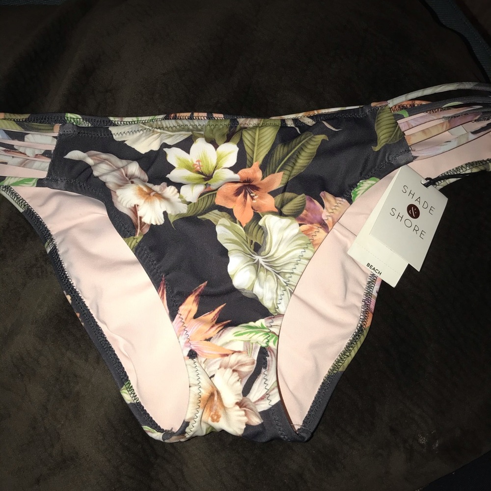 Medium gray floral bikini bottoms! New